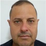 Licenciatura em Pedagogia e Geografia e Pós graduação em Musicoterapia